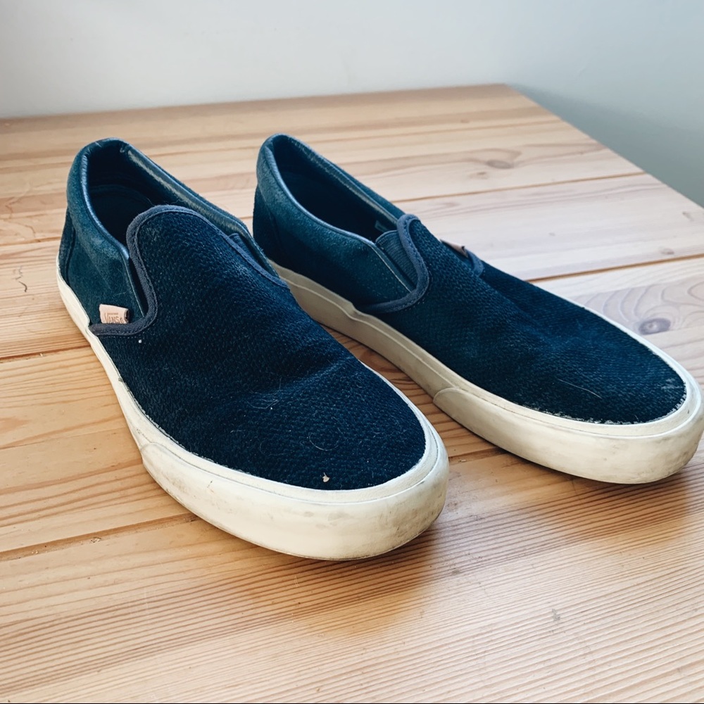 8.5 | Vans Navy Sneakers